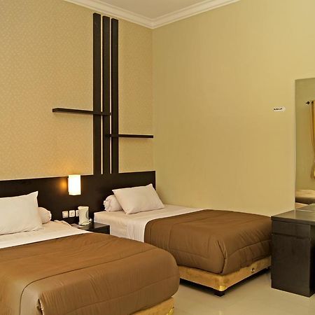 The Winner Premier Hotel Pemalang Exterior foto