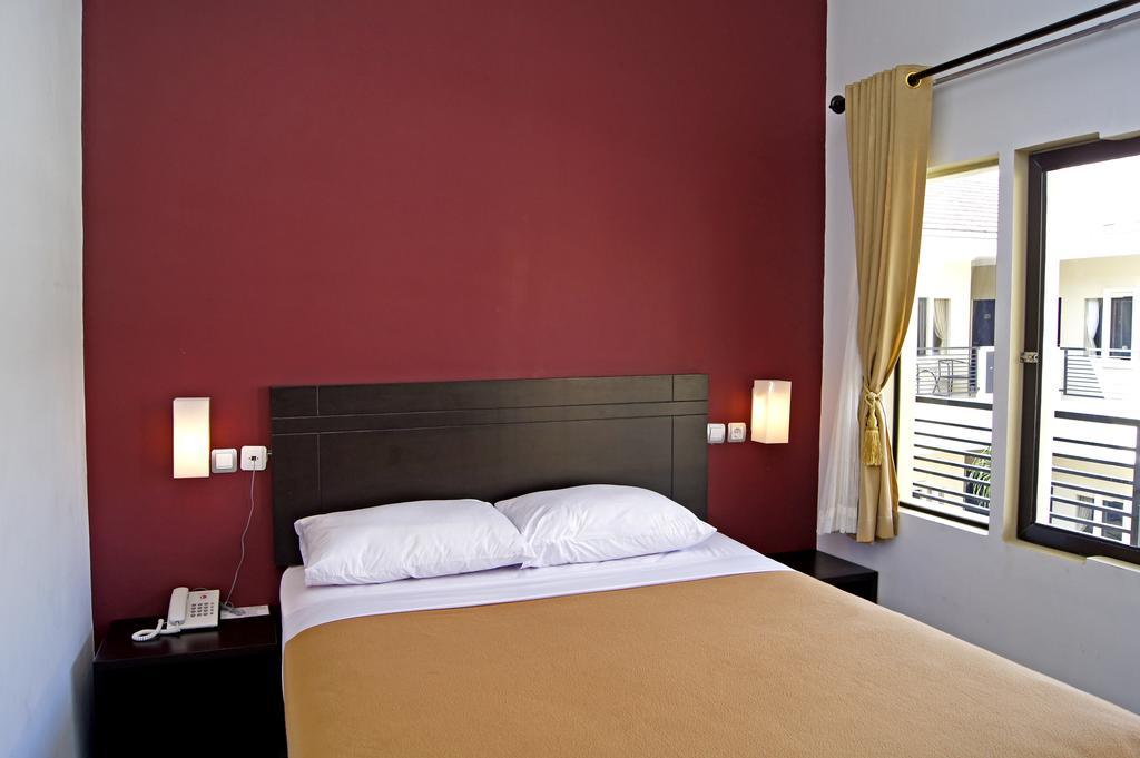 The Winner Premier Hotel Pemalang Habitación foto