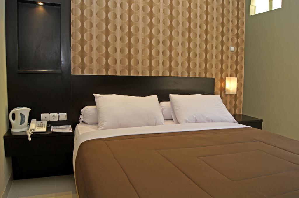 The Winner Premier Hotel Pemalang Exterior foto