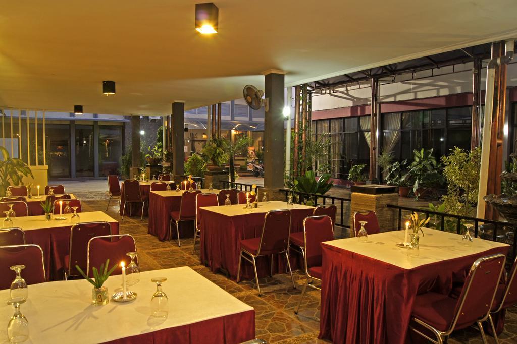 The Winner Premier Hotel Pemalang Exterior foto