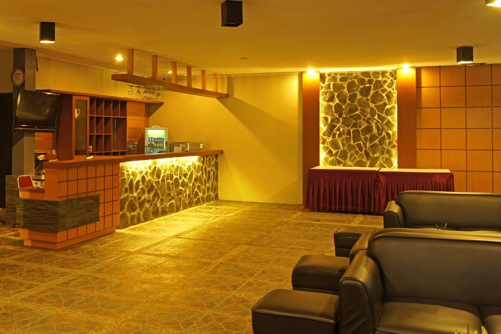 The Winner Premier Hotel Pemalang Exterior foto
